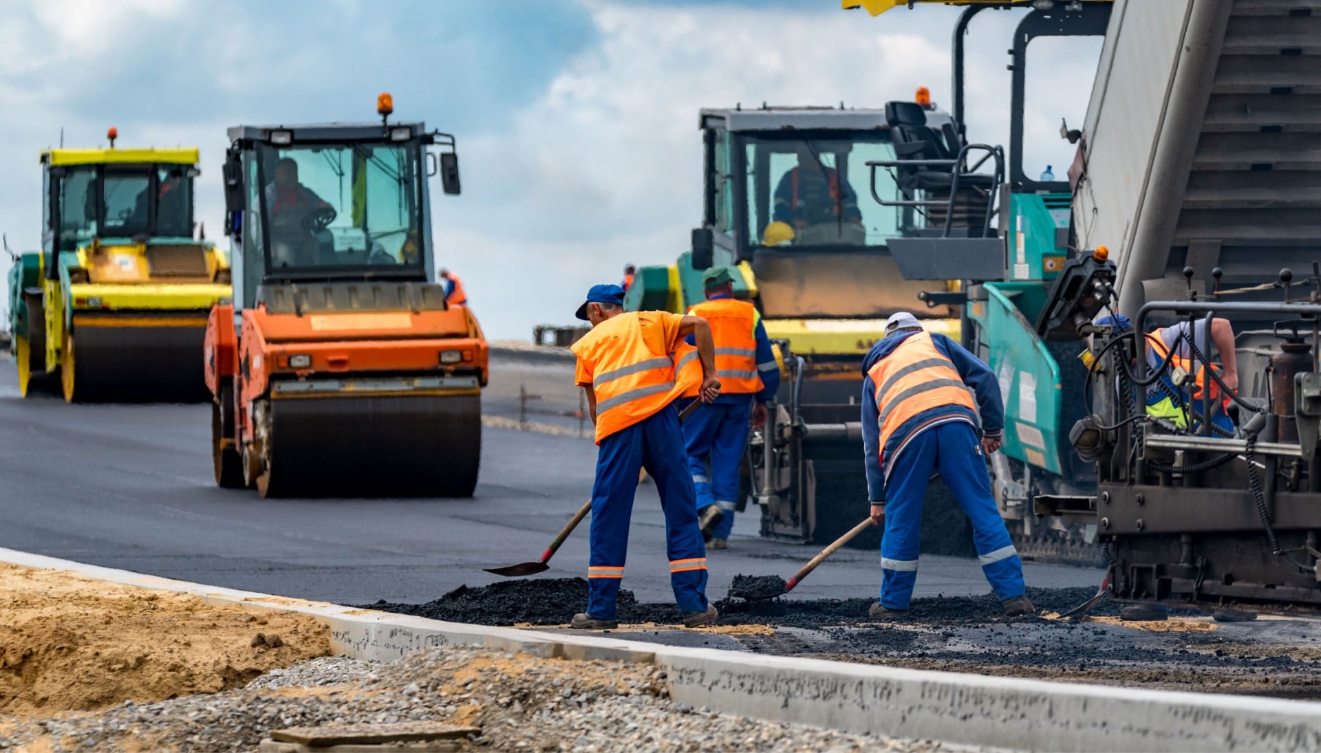 Reliable asphalt construction services in Melbourne, FL for various projects.